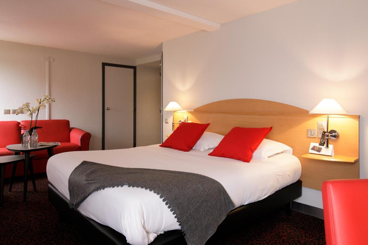 Logis Hotel L'Oree De Chartres - Barjouville Buitenkant foto